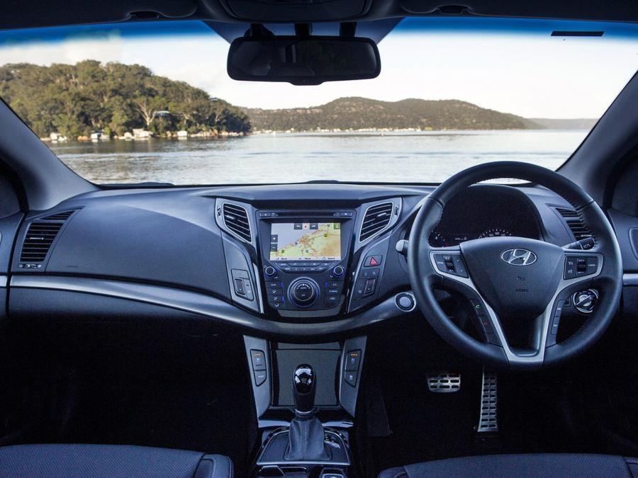  Hyundai i40 Sedan 2012 года  (AU) (фото 10 из 12)